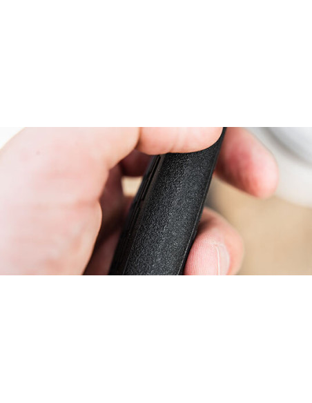 Cuchillo Boker MP7: Precisi&oacute;n y Seguridad para Tareas Cotidianas