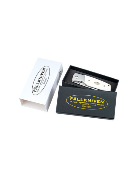 Navaja Plegable Fallkniven PXL : Elegancia y Filo Inigualable