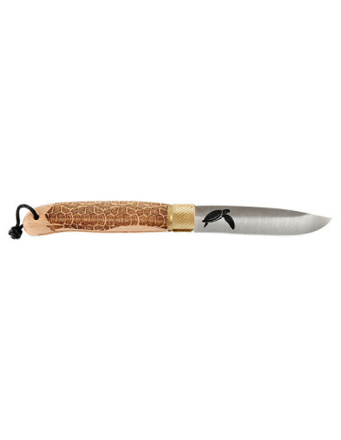 Coltello Pieghevole Selvaggio: Precisione e Durata all'Aperto