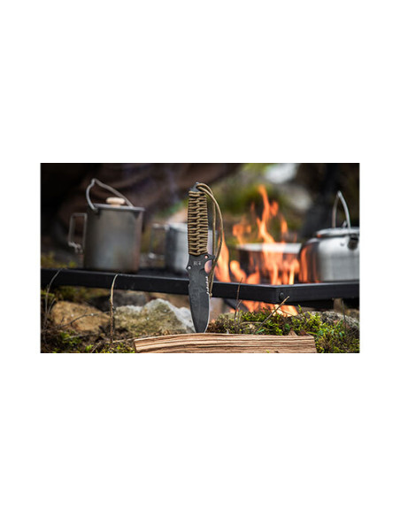 TB Outdoor Maraudeur Fixed Blade Knife: Black Precision and Safety