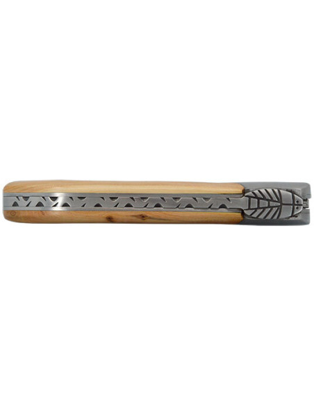 Chevalerias Hunting Knife: Precision and Elegance in Juniper