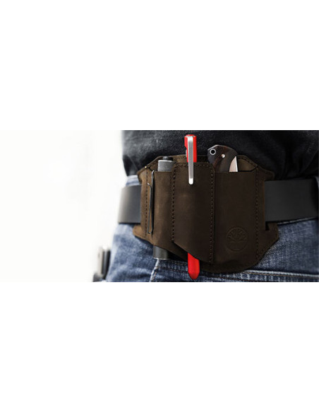 Funda Cuero Nubuck Boker: Elegancia y Funcionalidad para Sus Navajas