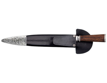Cold Steel Facon Fixed Blade Knife: Unmatched Precision and Durability 2