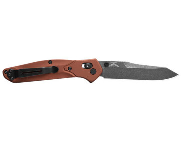 Coltello Pieghevole Benchmade Mini Osborne: Precisione e Robustezza 2