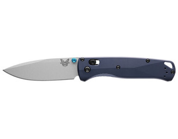 Coltello Benchmade Bugout Blu: Filo Durevole ed Eleganza Garantita