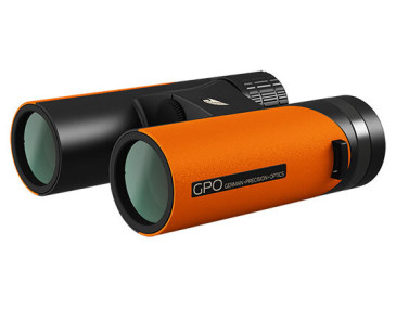 GPO Passion ED 8x32 Binoculars: Clear Vision and Easy Transport 2