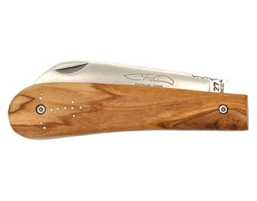 TMC London Folding Knife: Elegance and Durability in Olive Wood 2