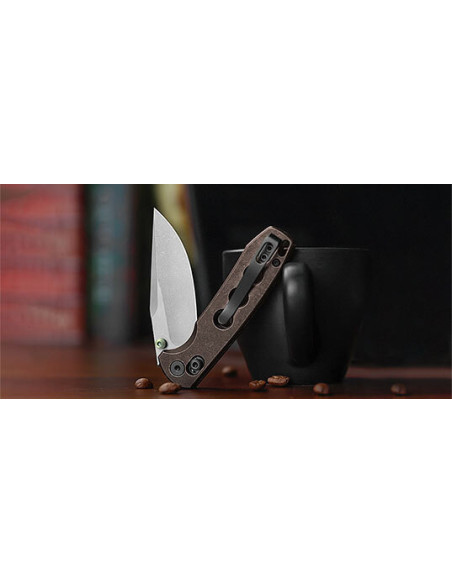 Couteau Pliant Trivisa Butterfly-CU : Pr&eacute;cision et &Eacute;l&eacute;gance Cuivr&eacute;e