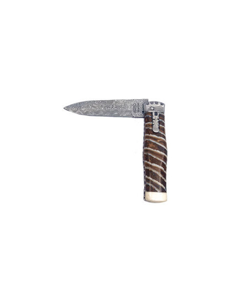 Navaja Mikov Predator: Elegancia y Filo Duradero