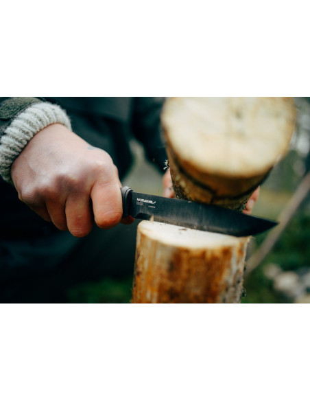 Morakniv Garberg Grand Carbone, carbon bushcraft knife