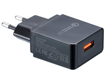 Nitecore Netzadapter 100-240V universell weltweit