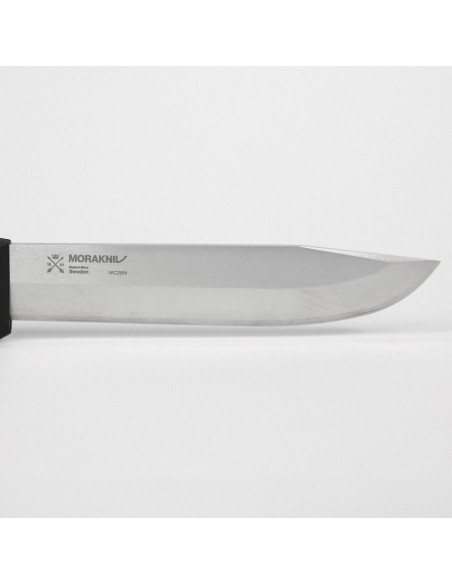 Morakniv M&ouml;rkret, coltello fisso svedese per l'outdoor